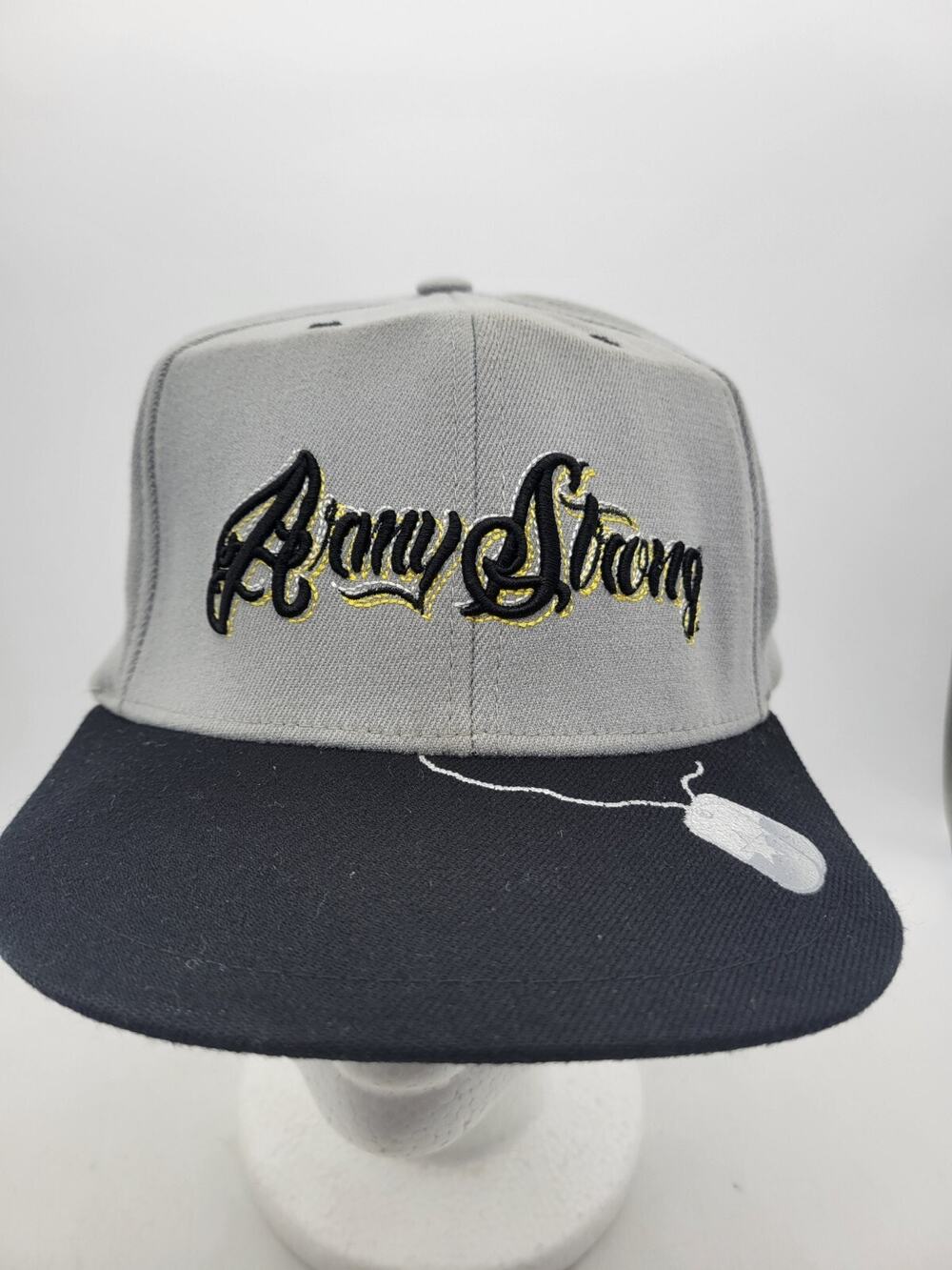 US ARMY STRONG GRAY logo patch on back with dog tags on brim. Baseball cap hat.